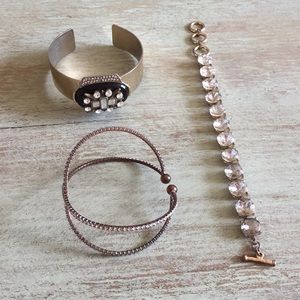 Lot of costume jewelry bracelets